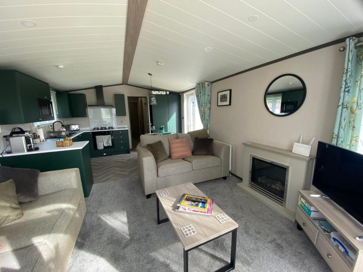 Teviotdale Lodge At Lilliardsedge Holiday Park Jedburgh Εξωτερικό φωτογραφία